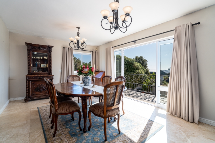 4 Bedroom Property for Sale in Kommetjie Western Cape
